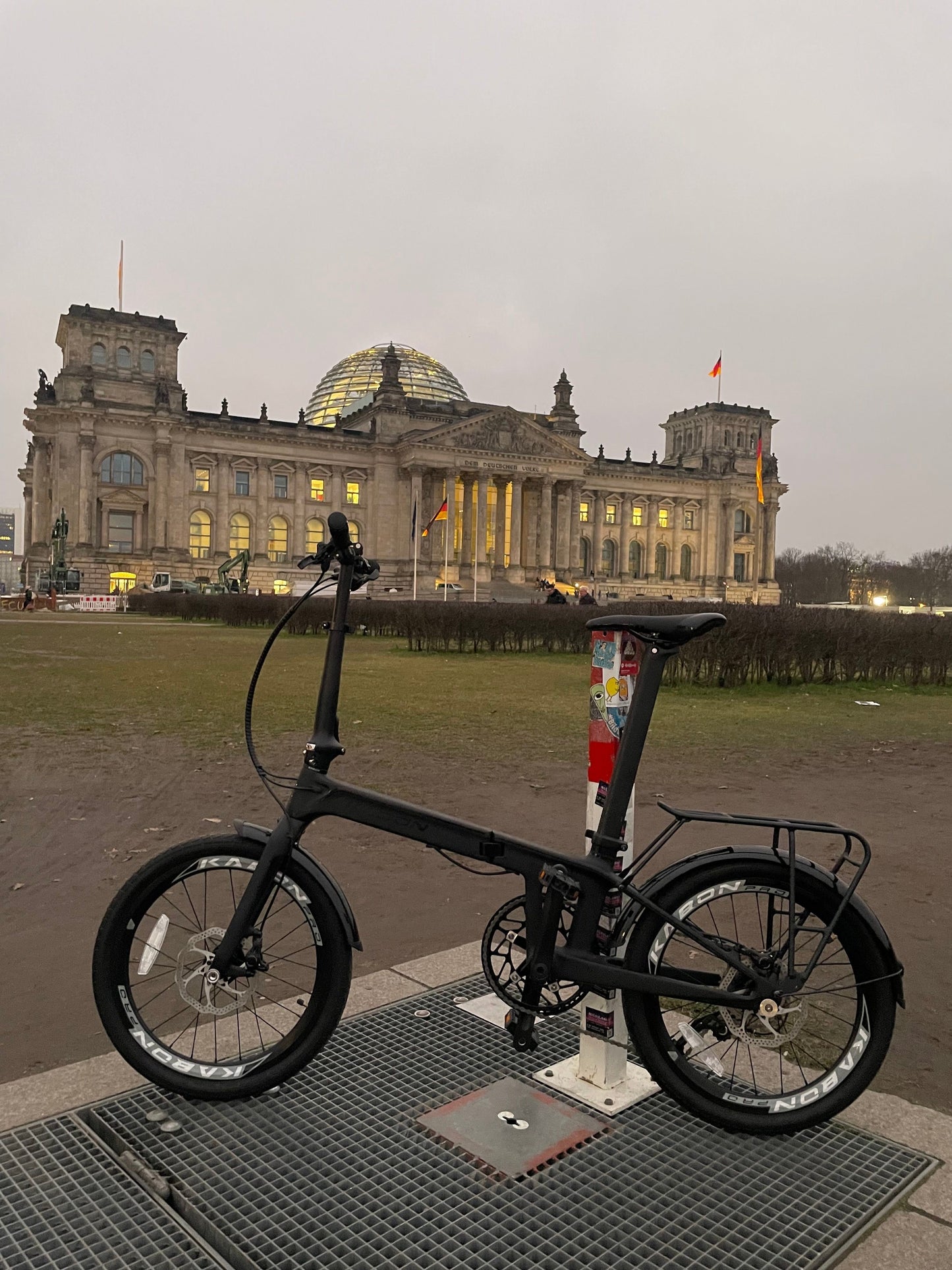 Bicicleta pliabila KABON City din carbon Shimano Altus 9S 20 inch cu roti din carbon