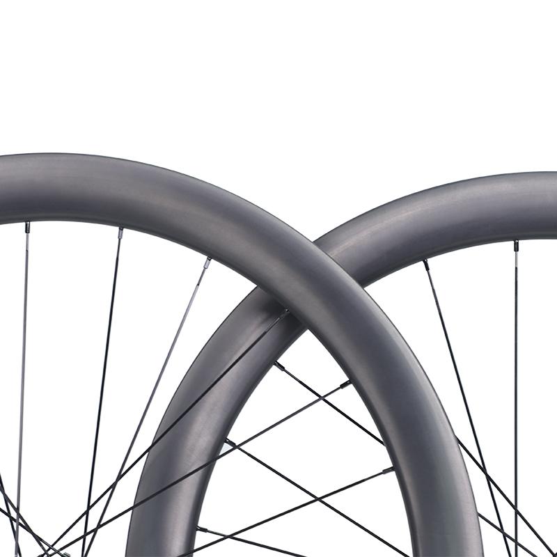 Set de roți Rinos Premium Carbon