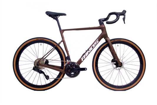RINOS Gravel din Carbon Sandman8.0 Shimano 105 Di2 Cafea